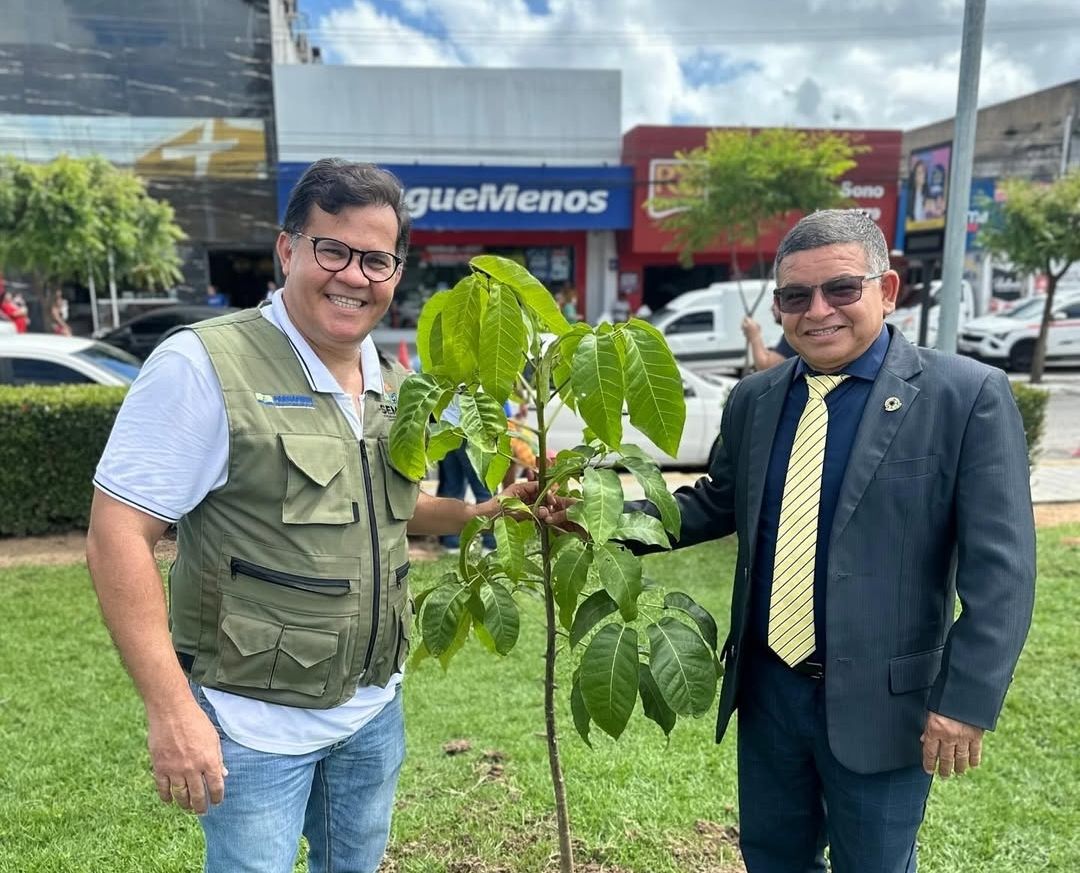 VEREADOR SERGINHO PARTICIPA DA ABERTURA DA SEMANA DO MEIO AMBIENTE E ELOGIA GESTÃO DO SECRETÁRIO DR. RAIMUNDO FILHO