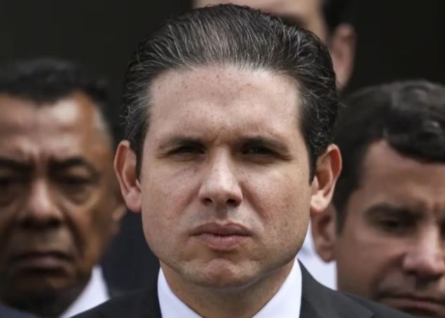 Motta avisa a governo Lula que pautará anistia; Planalto prepara reação