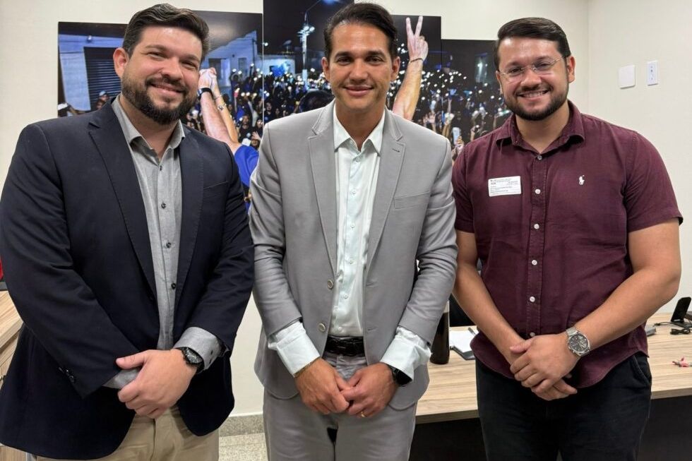 Vereador Rodrigo Cruz e Ex-Secretário Rodolfo Cruz reforçam base política do Deputado Kleber Rodrigues em Parnamirim