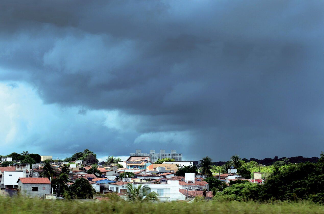 Alerta do Inmet prevê chuvas de até 100 mm em Natal e mais 33 cidades do RN até terça-feira