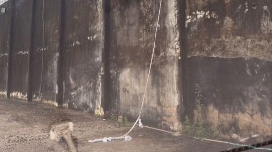 Cinco presos fogem de Alcaçuz durante chuva em Natal