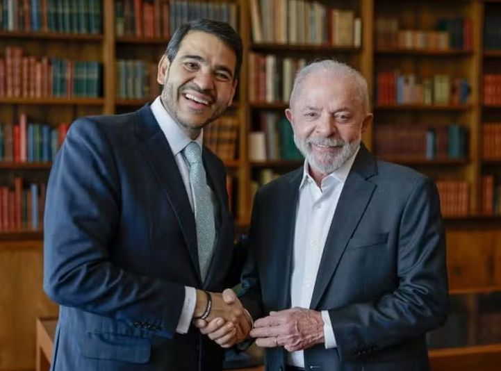 Lula diz a aliados que não aceitou derrota e insistirá em Messias no STF